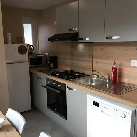 Дом отдыха Maison Douaisis Pour 4 Pers Avec Jardin, Terrasse, Parking Securise Et Proche Tramway - Fr-1-510-134 Aniche